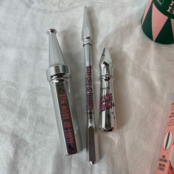 Benefit 8 piece brow set color 3 - Picture 4 of 10